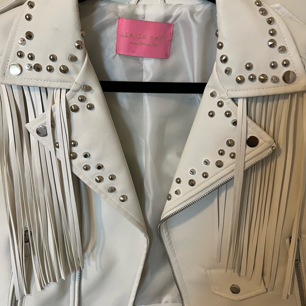 AZALEA WANG white faux leather fringe jacket. NEVER WORN. Size M.